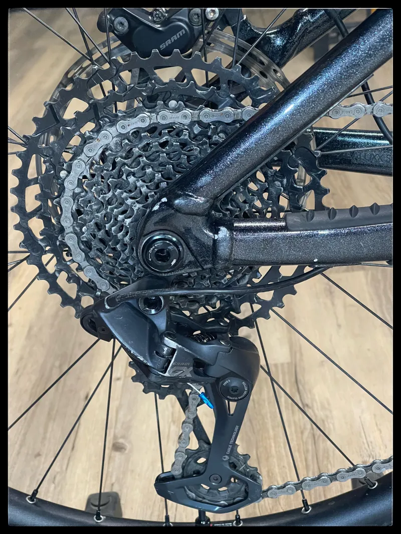 Reign E+ 2 MX Pro 25km/h Large Black Diamond / Black-4